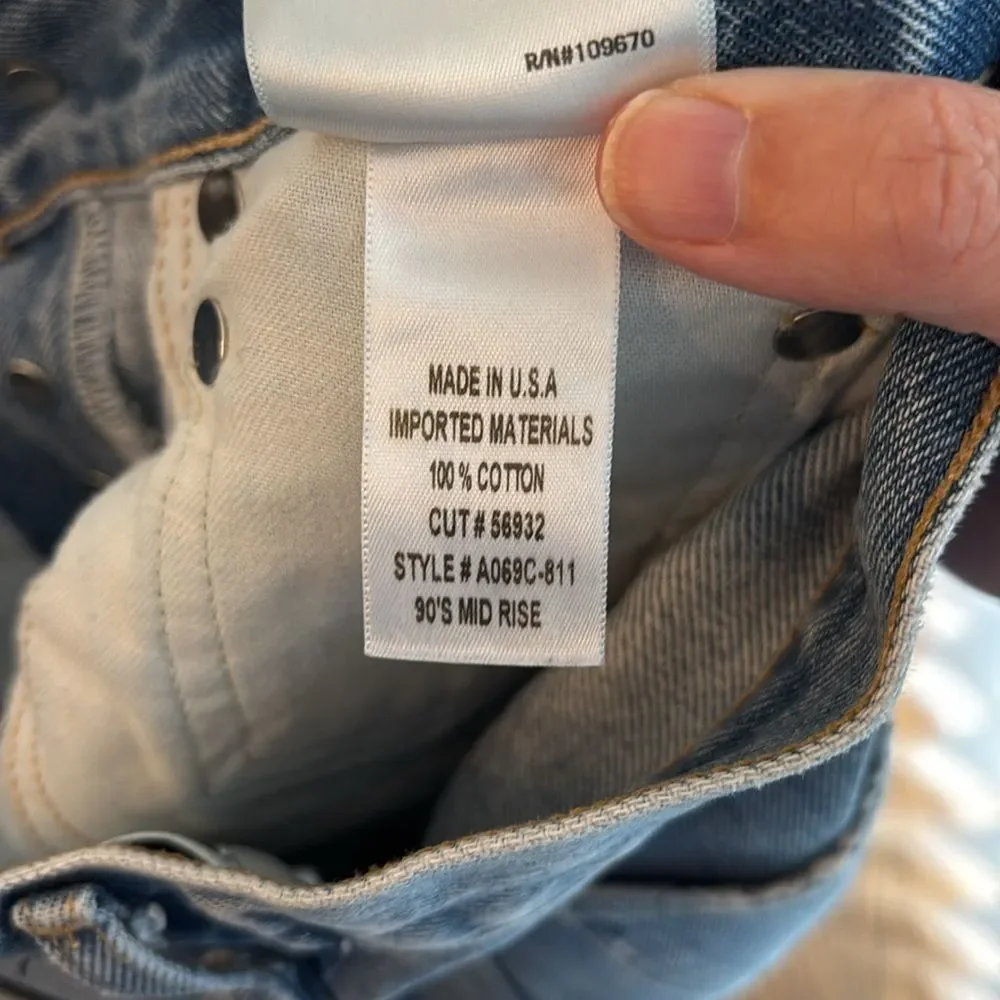 Agolde 90’s mid rise Women Light Blue Ripped distressed Denim Jeans size 23 EUC